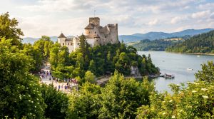 kuchnia regionalna Czorsztyn, restauracja UMINA, smaki Pienin, śniadania Czorsztyn, imprezy firmowe jedzenie
